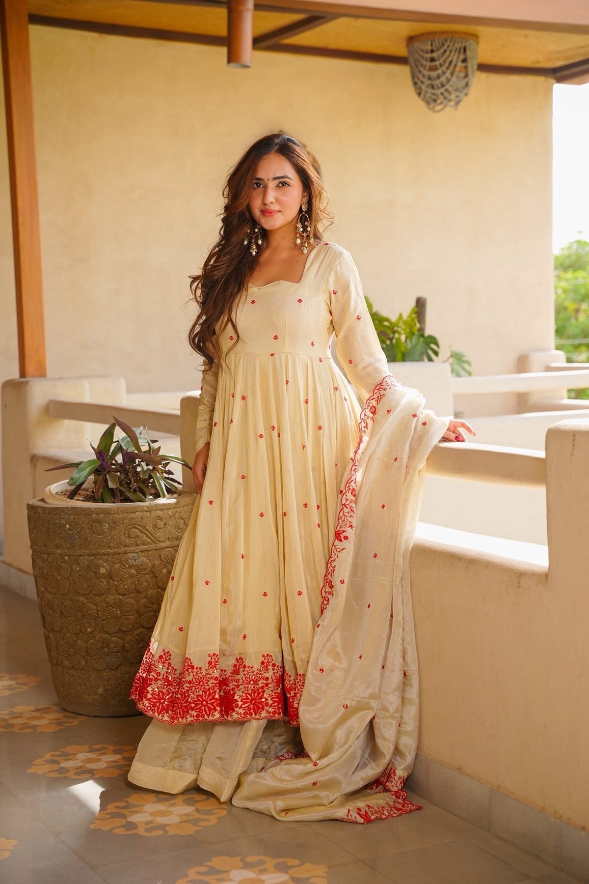 Avira's Elegant Ivory Base with Red Floral Detailing Anarkali Suit Set