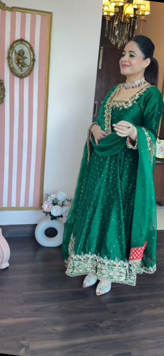 Prachi Green Havy Vichitra Royal Elegant Suit Set