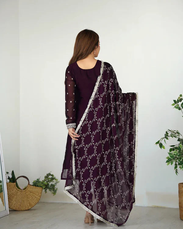 Liksha's Premium Quality Suit Set