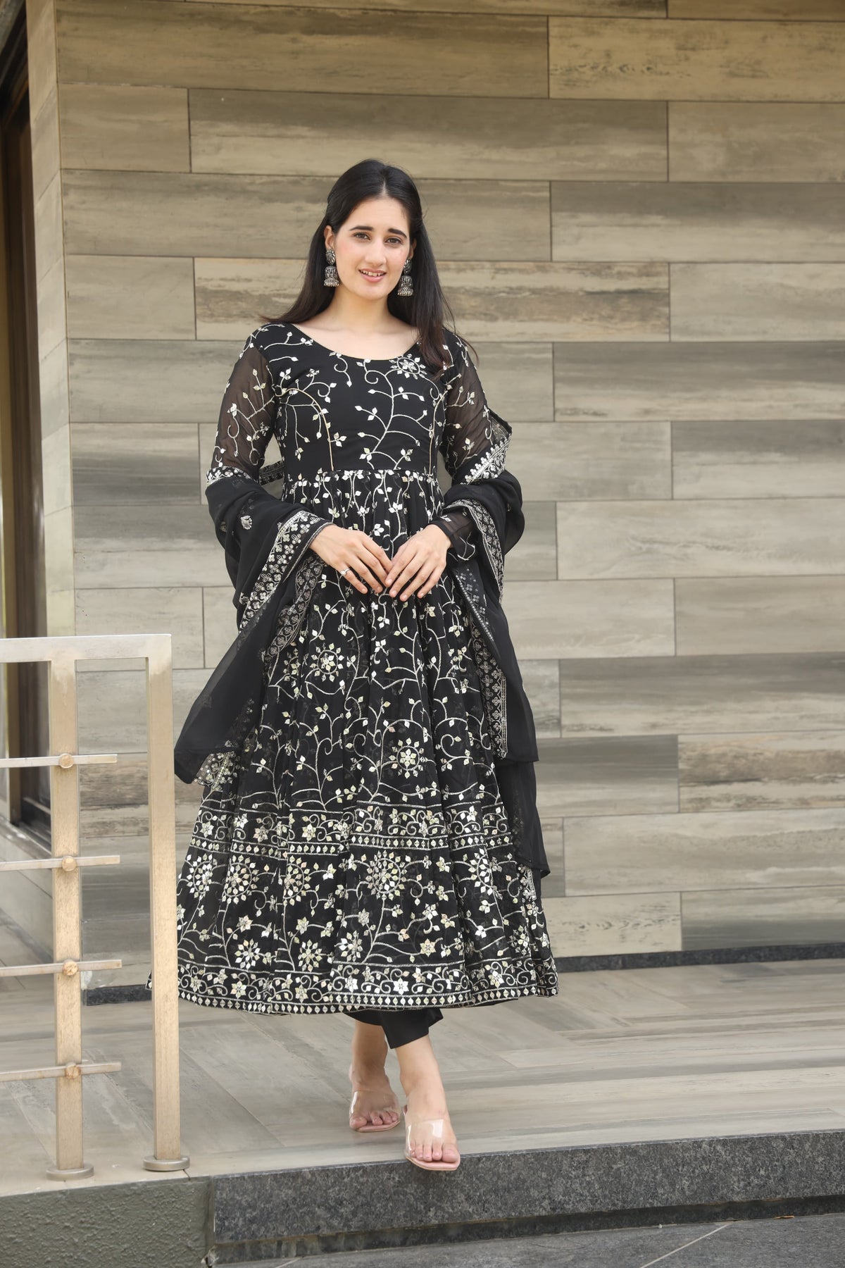 Damini's Black Coloured Suit