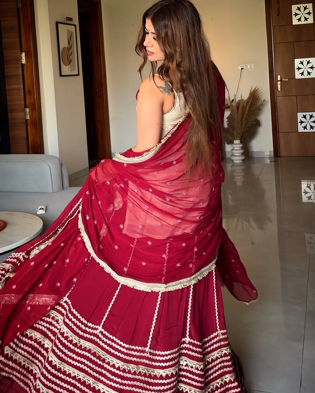 Muskata Skirt Set
