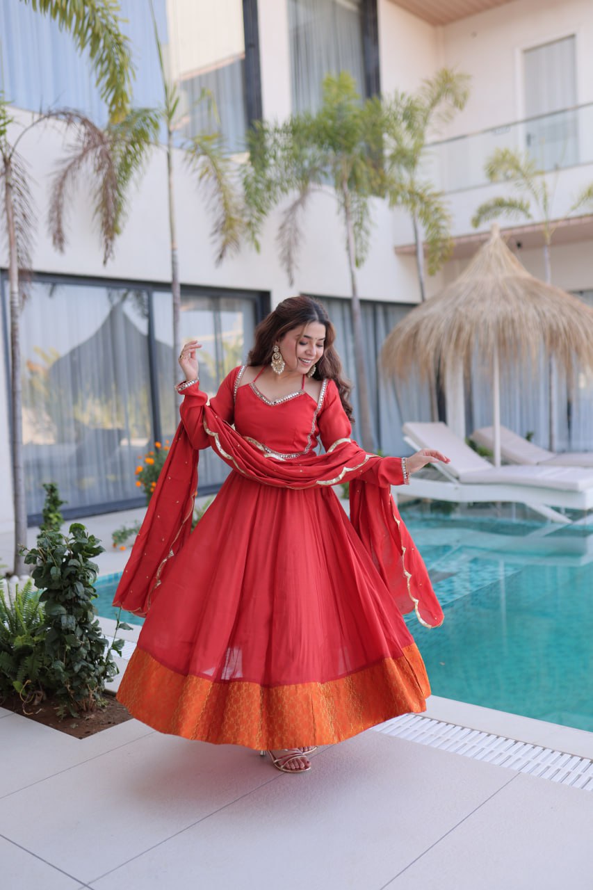 Queen Look – Premium Red Anarkali Suit Set