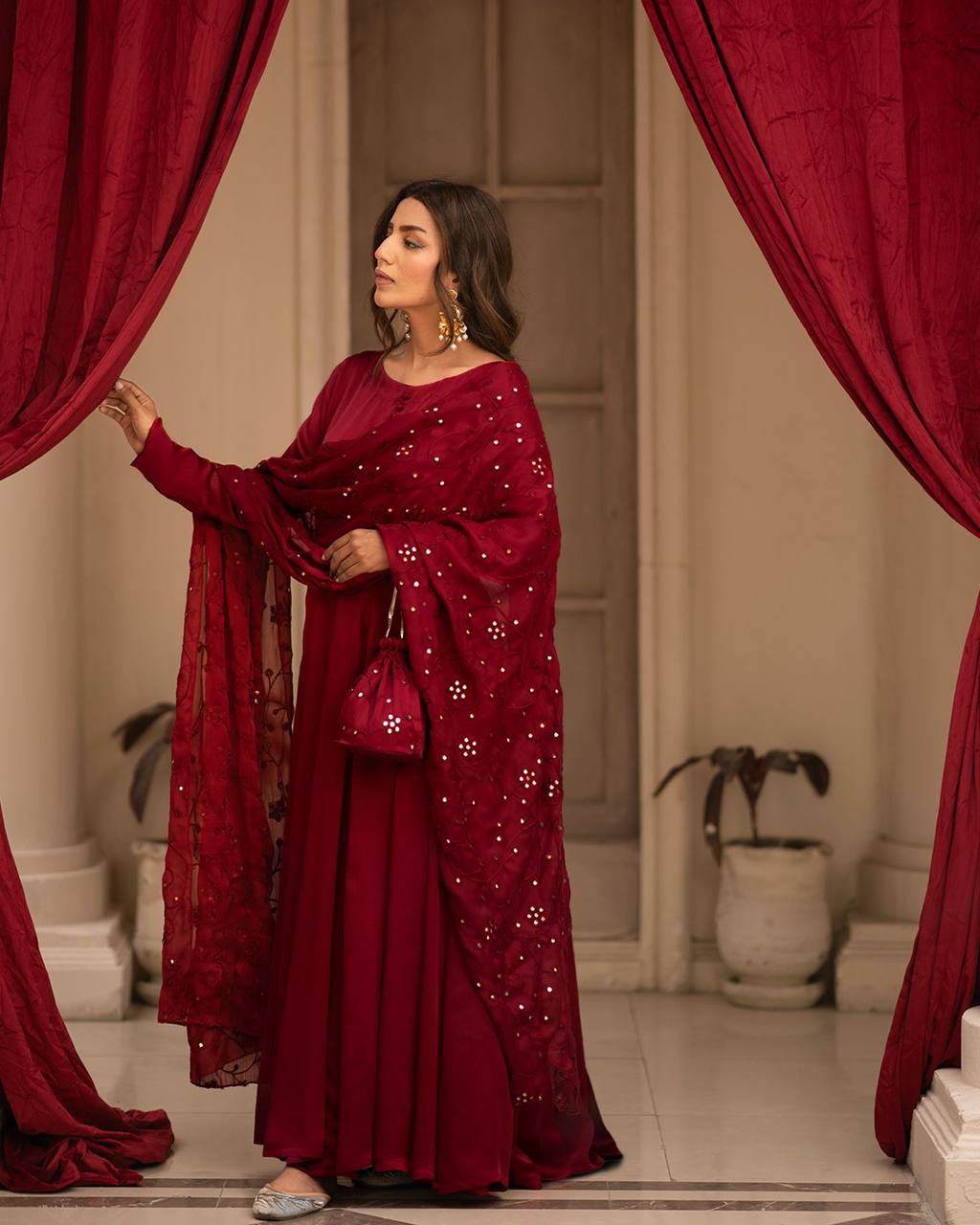 PREMIUM READYMADE BLACK & RED SUIT SET TD-6008