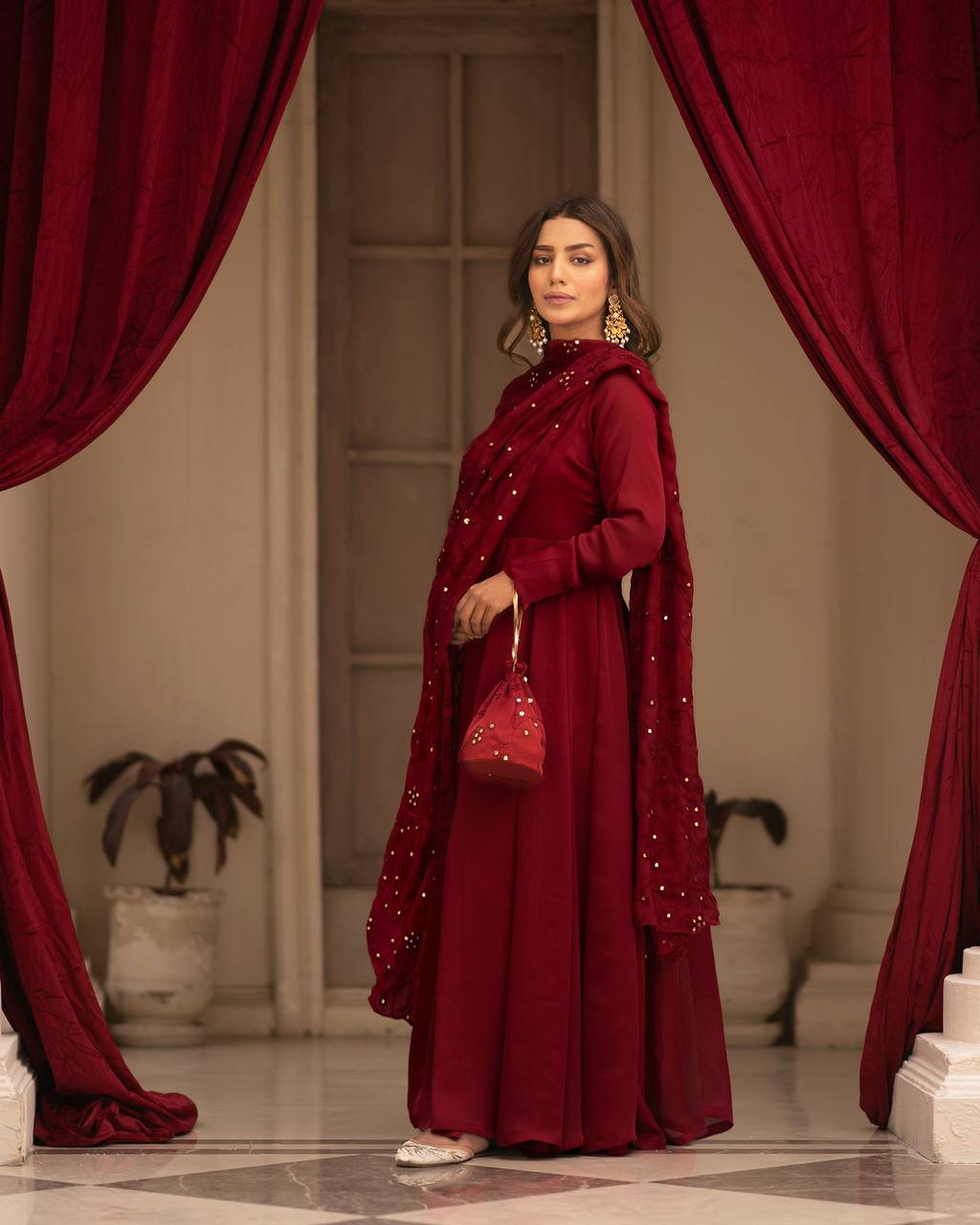 PREMIUM READYMADE BLACK & RED SUIT SET TD-6008