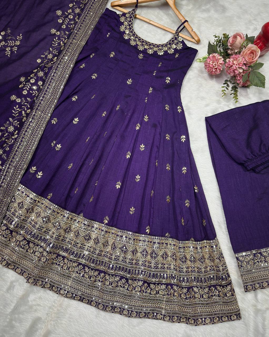 Alveera Premium Quality Anarkali Suit Set with Color