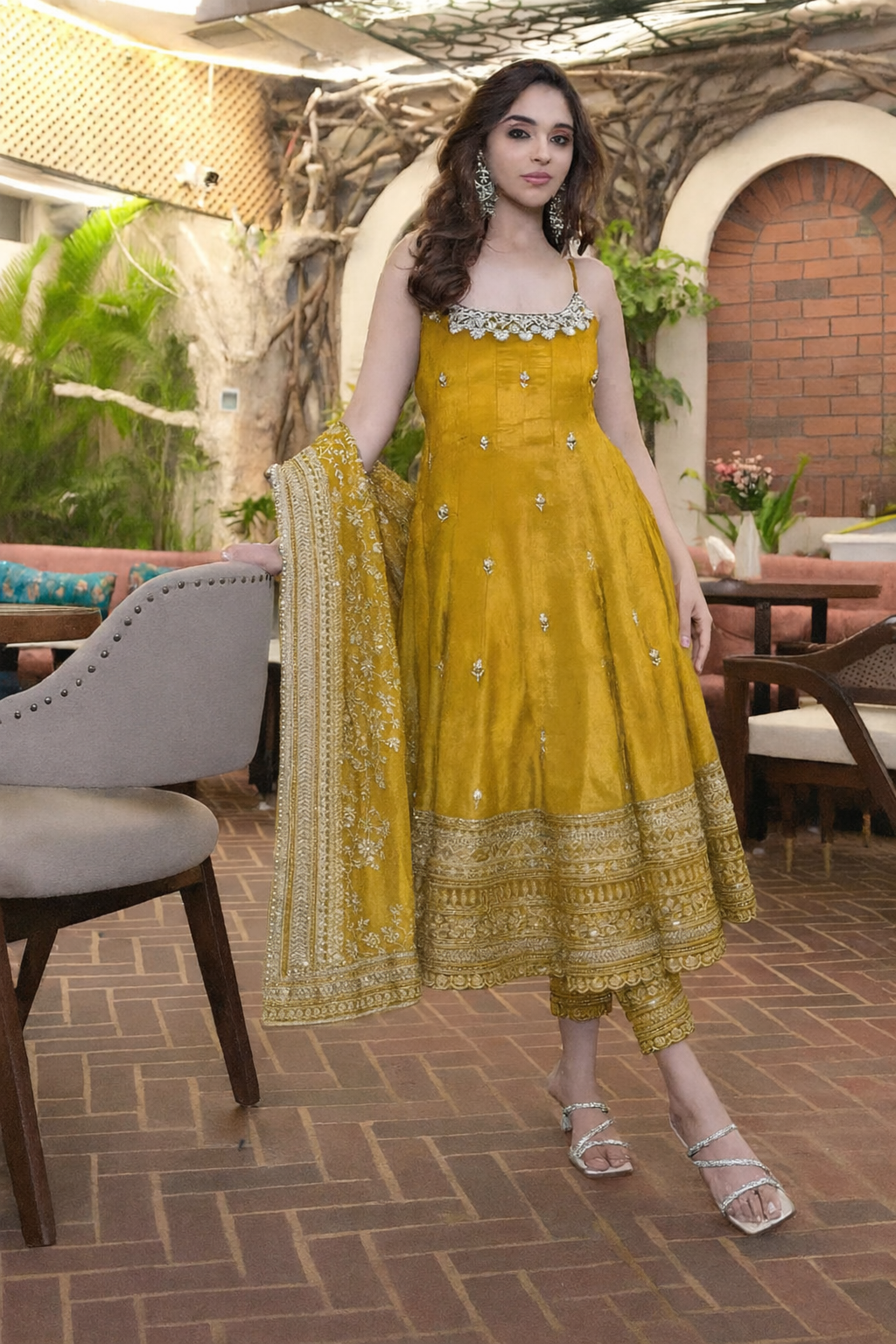 Alveera Premium Quality Anarkali Suit Set with Color